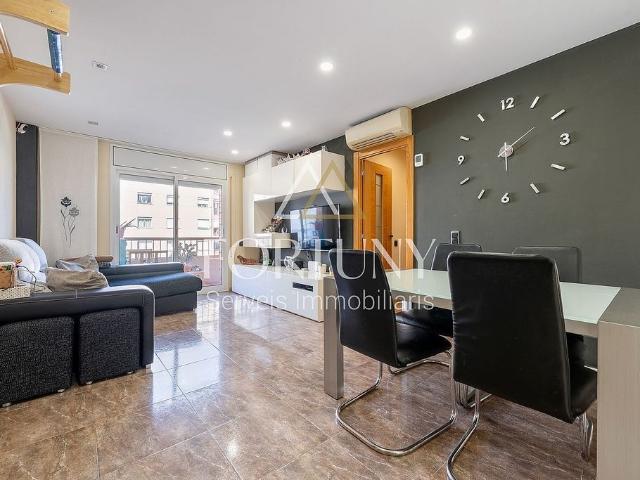 Piso en venta en calle Ed Bolivia, Tarragona, de 82 m² 3 habitaciones por 198.700