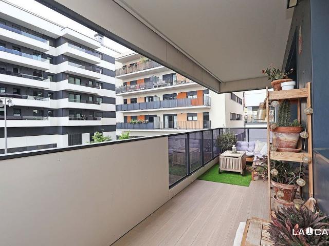 Piso en venta en calle Electricitat de L', Hospitalet de Llobregat, L´, de 96 m² 3 habitaciones por 480.000