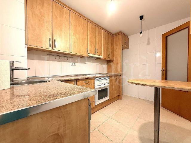 Piso en venta en calle Emili Badiella D', Terrassa, de 87 m² 3 habitaciones por 190.000