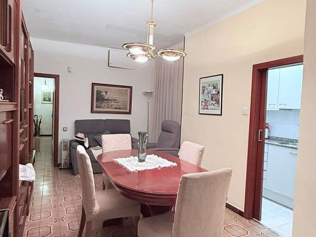 Piso en venta en calle Emilia Pardo Bazan D', Barcelona, de 56 m² 2 habitaciones por 269.000