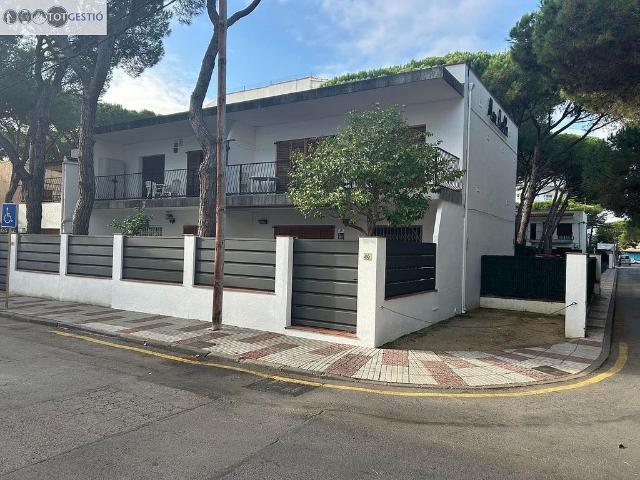 Piso en venta en calle Empordà, Castell Platja d´Aro, de 98 m² 3 habitaciones por 355.000