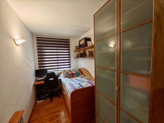 Piso en venta en calle Enric Prat de la Riba D', Hospitalet de Llobregat, L´, de 125 m² 4 habitaciones por 469.500