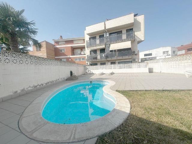 Piso en venta en calle Escoles, Albatàrrec, de 71 m² 3 habitaciones por 143.500
