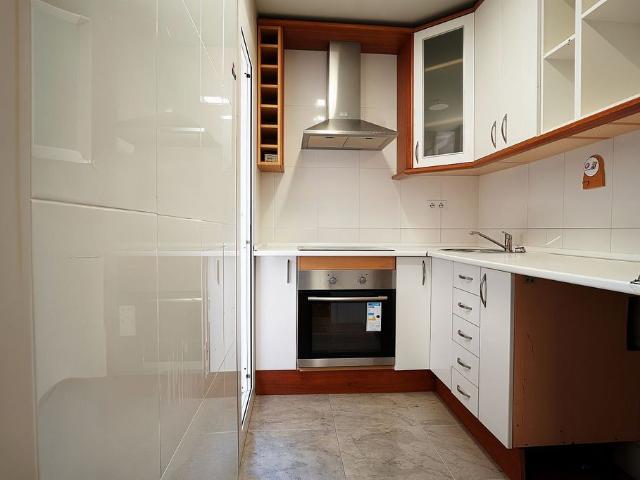 Piso en venta en calle Estadella, Barcelona, de 40 m² 3 habitaciones por 199.800