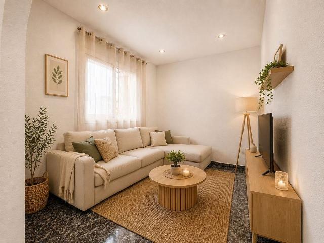Piso en venta en calle Ferre de, Hospitalet de Llobregat, L´, de 54 m² 2 habitaciones por 236.000