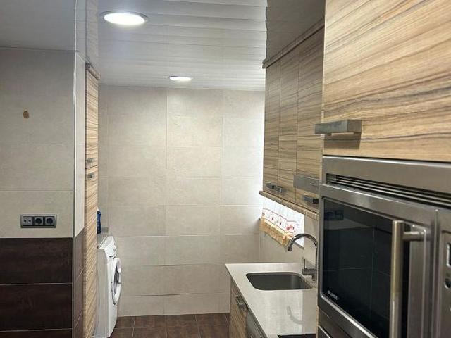 Piso en venta en calle Foneria, Barcelona, de 80 m² 3 habitaciones por 380.000