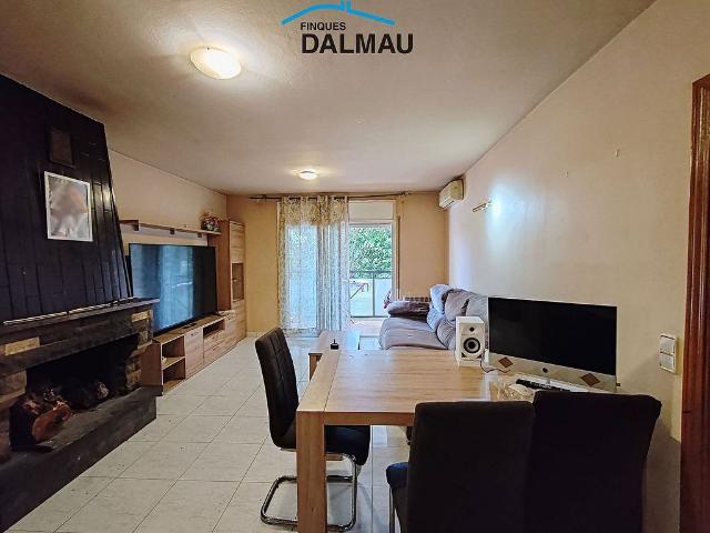 Piso en venta en calle Font Dels Capellans, Manresa, de 110 m² 4 habitaciones por 175.000