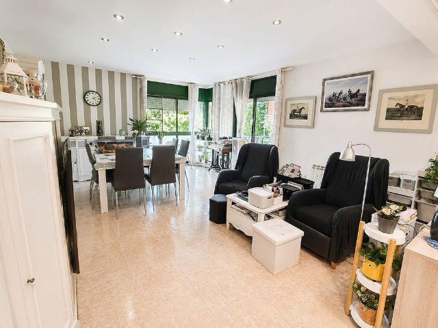 Piso en venta en calle Francesc Moragues Barret, Cambrils, de 130 m² 3 habitaciones por 275.000