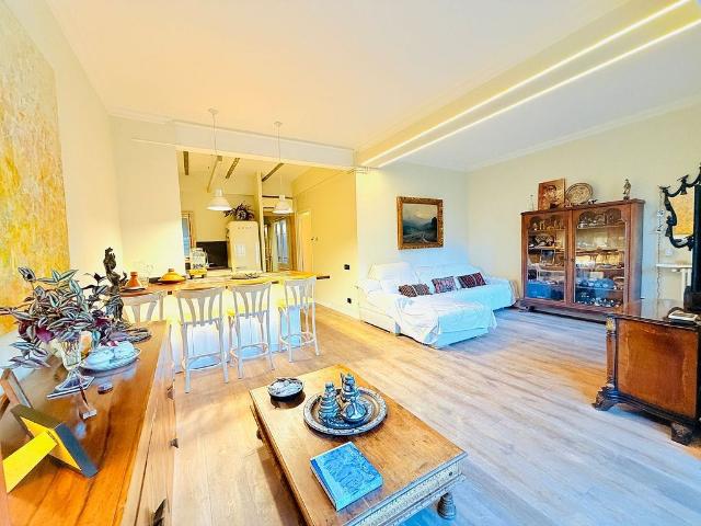 Piso en venta en calle Francesc Pujols, Barcelona, de 88 m² 2 habitaciones por 580.000