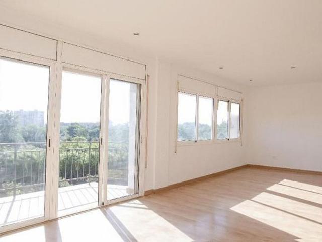 Piso en venta en calle Francolí, Tarragona, de 67 m² 2 habitaciones por 73.150