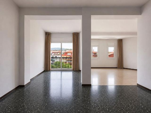 Piso en venta en calle Guillem Tell, Barcelona, de 100 m² 2 habitaciones por 590.000