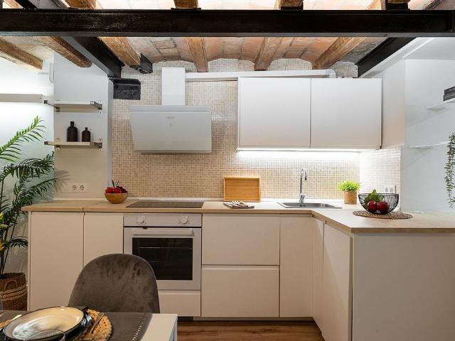 Piso en venta en calle Gaiola, Barcelona, de 42 m² 1 habitación por 278.000