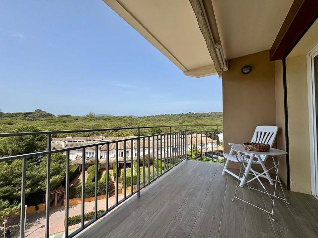 Piso en venta en calle Garbí, Palamós, de 40 m² 1 habitación por 163.000 €
