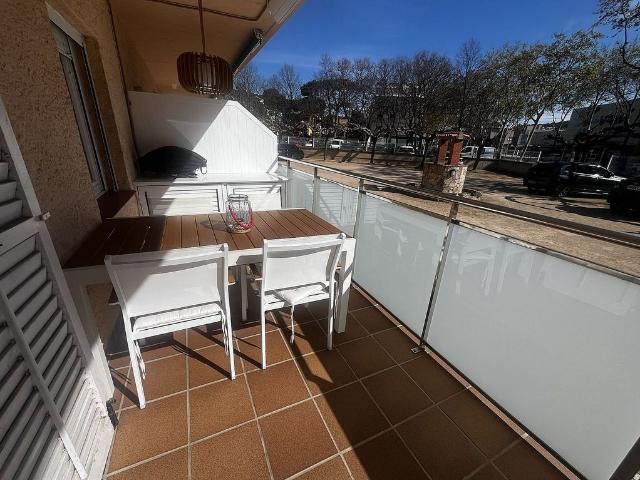 Piso en venta en calle Gavines, Castell Platja d´Aro, de 45 m² 2 habitaciones por 315.000