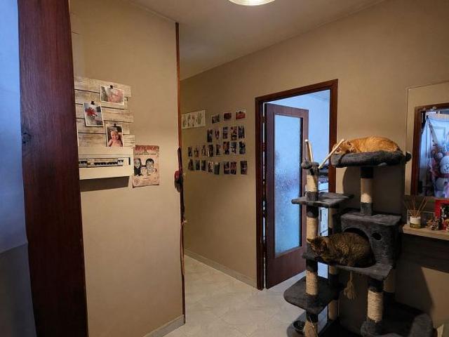 Piso en venta en calle Girona, Vic, de 84 m² 4 habitaciones por 125.000