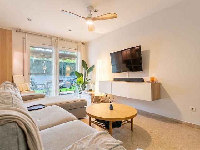 Piso en venta en calle Girona, Reus, de 95 m² 3 habitaciones por 250.000