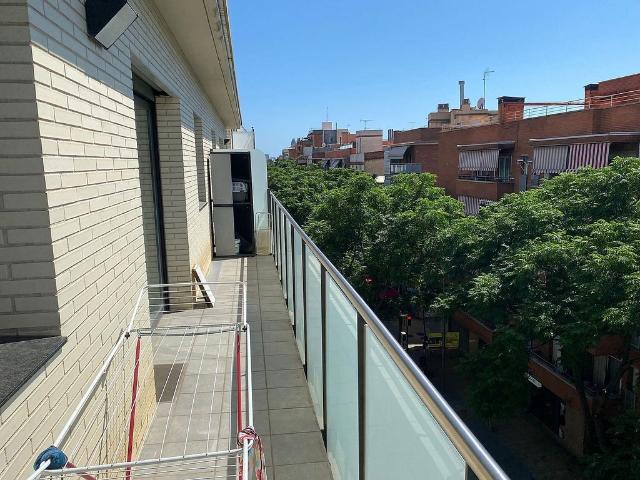 Piso en venta en calle Gran de la Sagrera, Barcelona, de 84 m² 2 habitaciones por 425.000