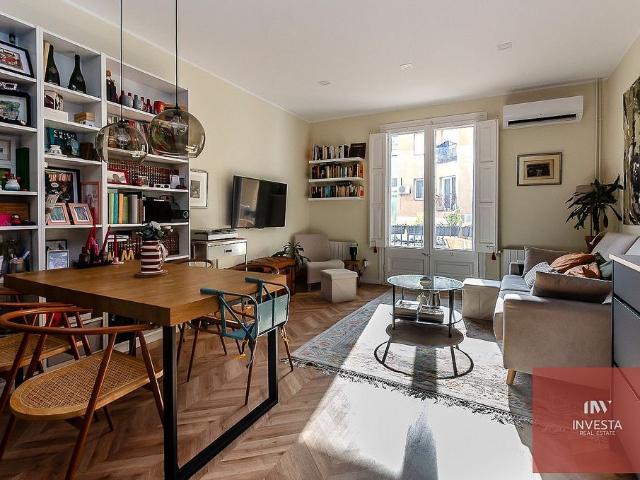 Piso en venta en calle Gran de Sant Andreu, Barcelona, de 68 m² 3 habitaciones por 390.000