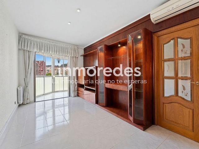 Piso en venta en calle Gran de Sant Andreu, Barcelona, de 80 m² 3 habitaciones por 355.000