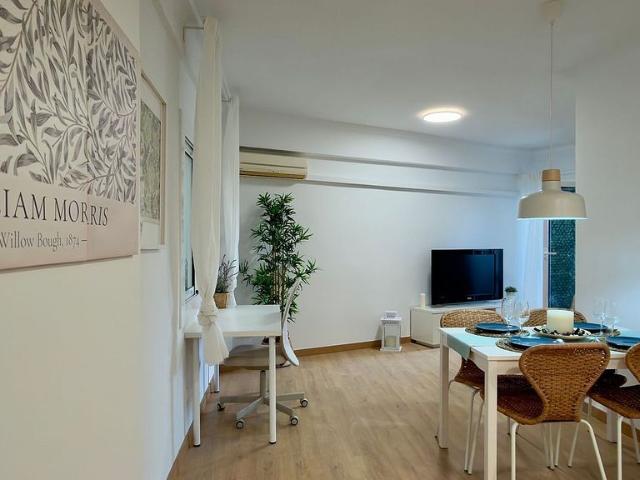 Piso en venta en calle Gran Via de Les Corts Catalanes, Barcelona, de 68 m² 2 habitaciones por 339.000