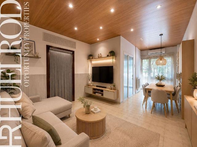 Piso en venta en calle Gran Via de Les Corts Catalanes, Barcelona, de 71 m² 3 habitaciones por 280.000