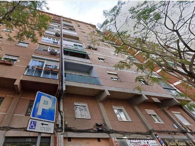 Piso en venta en calle Gran Via de Les Corts Catalanes, Barcelona, de 72 m² 2 habitaciones por 325.000