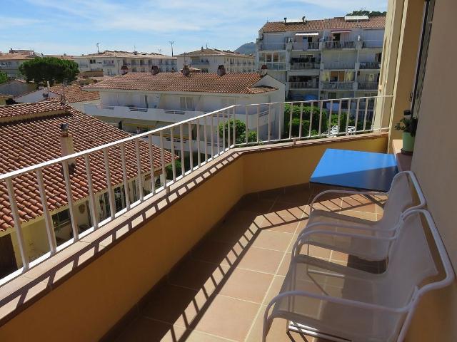 Piso en venta en calle Grecia, Torroella de Montgrí, de 57 m² 2 habitaciones por 169.000