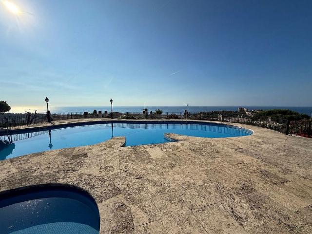Piso en venta en calle Grumet, Sant Feliu de Guíxols, de 80 m² 2 habitaciones por 290.000