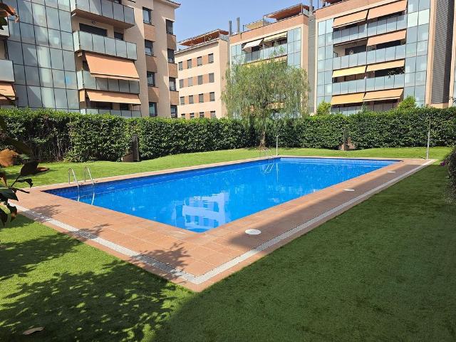 Piso en venta en calle Habana Vieja, Castelldefels, de 70 m² 2 habitaciones por 419.000