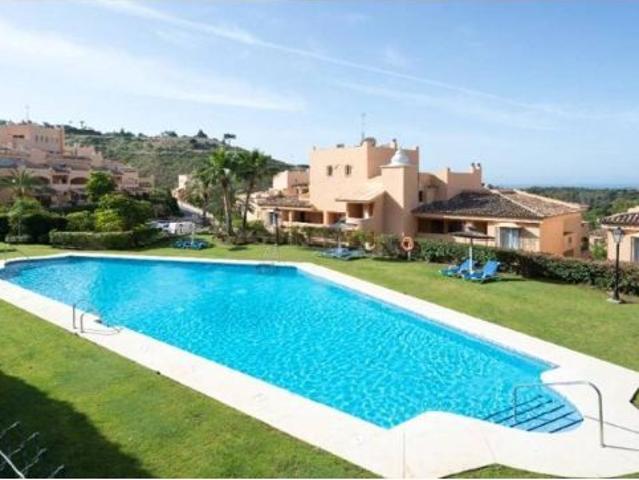 Piso en venta en calle Hiedra ur Elviria