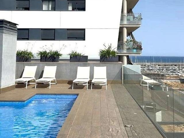 Piso en venta en calle Industria, Badalona, de 72 m² 2 habitaciones por 440.000