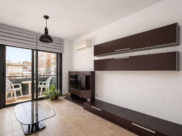 Piso en venta en calle Juliamas Mates, Roses, de 80 m² 2 habitaciones por 219.000