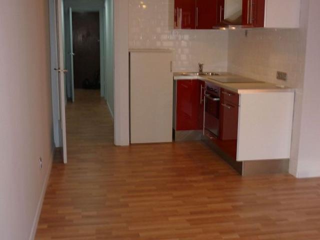 Piso en venta en calle Julian Romea, Barcelona, de 57 m² 1 habitación por 335.000