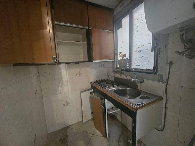 Piso en venta en calle Jardí, Hospitalet de Llobregat, L´, de 37 m² 3 habitaciones por 125.000