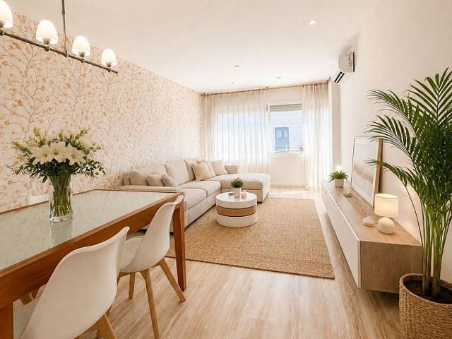 Piso en venta en calle Jardins de Les Magnòlies, Lleida, de 100 m² 3 habitaciones por 247.000