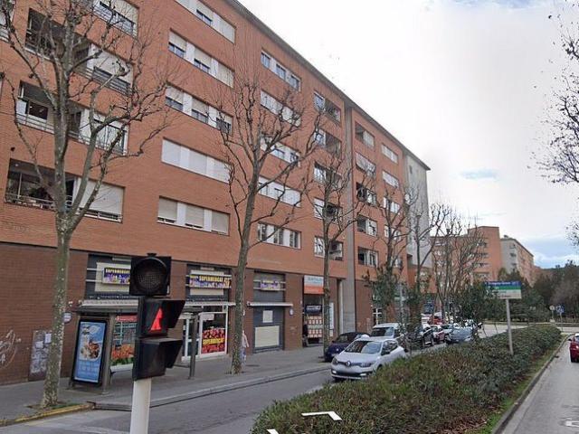 Piso en venta en calle Jaume Coll, Mollet del Vallès, de 117 m² 4 habitaciones por 130.000