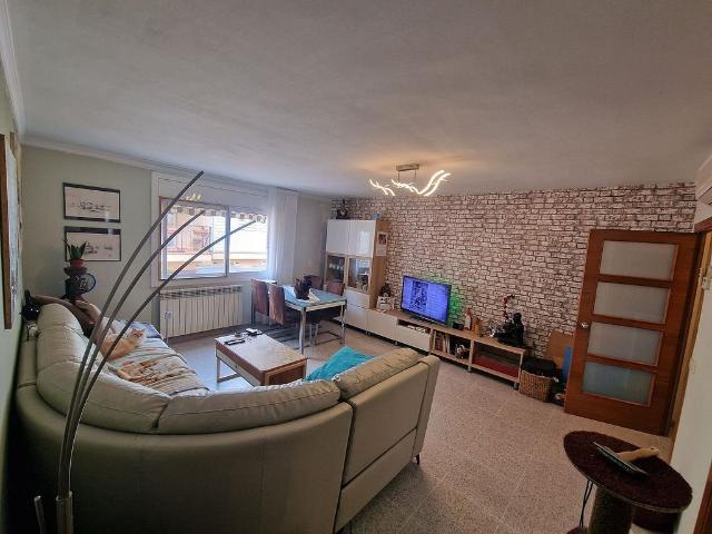 Piso en venta en calle Jaume I, Blanes, de 95 m² 3 habitaciones por 240.000