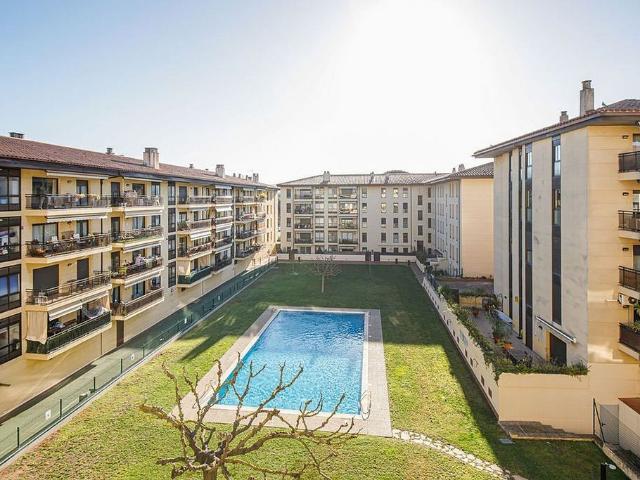 Piso en venta en calle Jocs Olímpics de Barcelona, Girona, de 87 m² 3 habitaciones por 184.000 €