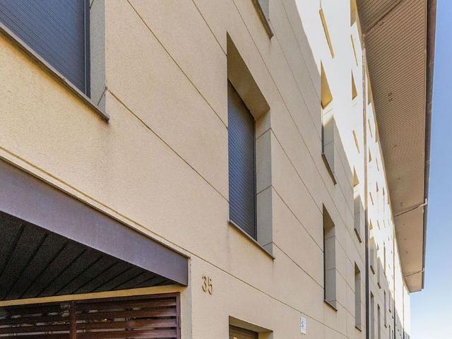 Piso en venta en calle Jocs Olímpics de Barcelona, Girona, de 87 m² 3 habitaciones por 189.000 €