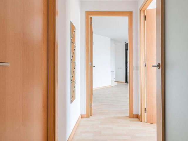 Piso en venta en calle Joan XXIII, Sant Fruitós de Bages, de 63 m² 2 habitaciones por 148.000