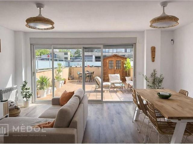 Piso en venta en calle Joaquim Icart Leonila, Tarragona, de 97 m² 3 habitaciones por 279.000