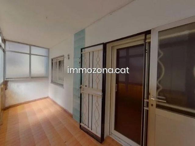 Piso en venta en calle Josep Carner, Blanes, de 105 m² 3 habitaciones por 129.200