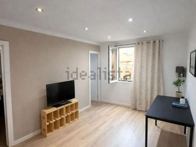 Piso en venta en calle Joventut, Hospitalet de Llobregat, L´, de 55 m² 3 habitaciones por 205.000