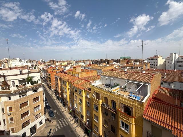 Piso en venta en Calle La Paz, Zaragoza