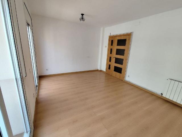 Piso en venta en calle Llenguadoc, Barcelona, de 73 m² 2 habitaciones por 333.000
