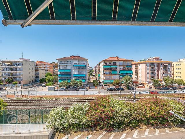 Piso en venta en calle Lluis Companys, Calafell, de 80 m² 3 habitaciones por 197.000