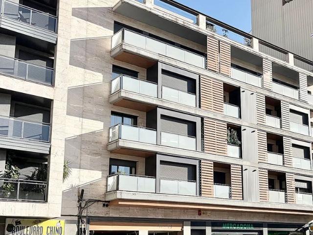 Piso en venta en calle Lluís Companys, Lleida, de 91 m² 3 habitaciones por 290.000