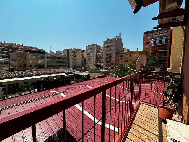 Piso en venta en calle Llull, Barcelona, de 81 m² 3 habitaciones por 569.000