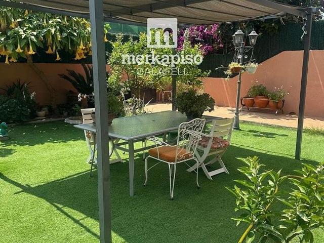 Piso en venta en calle Pablo Neruda, Calafell, de 90 m² 3 habitaciones por 275.000