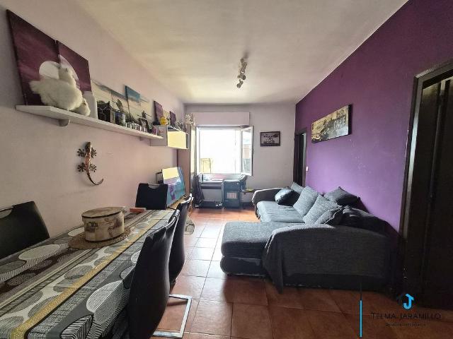 Piso en venta en calle Padilla, Barcelona, de 70 m² 3 habitaciones por 385.000